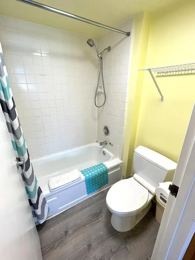 Royal Kuhio 1711 - Spacious Studio With Stunning Ocean City Views In The Heart Of Waikiki! Honolulu