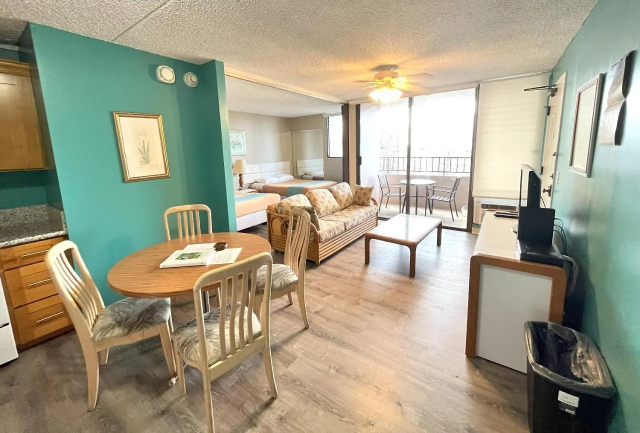 Royal Kuhio 1711 - Spacious Studio With Stunning Ocean City Views In The Heart Of Waikiki! Honolulu